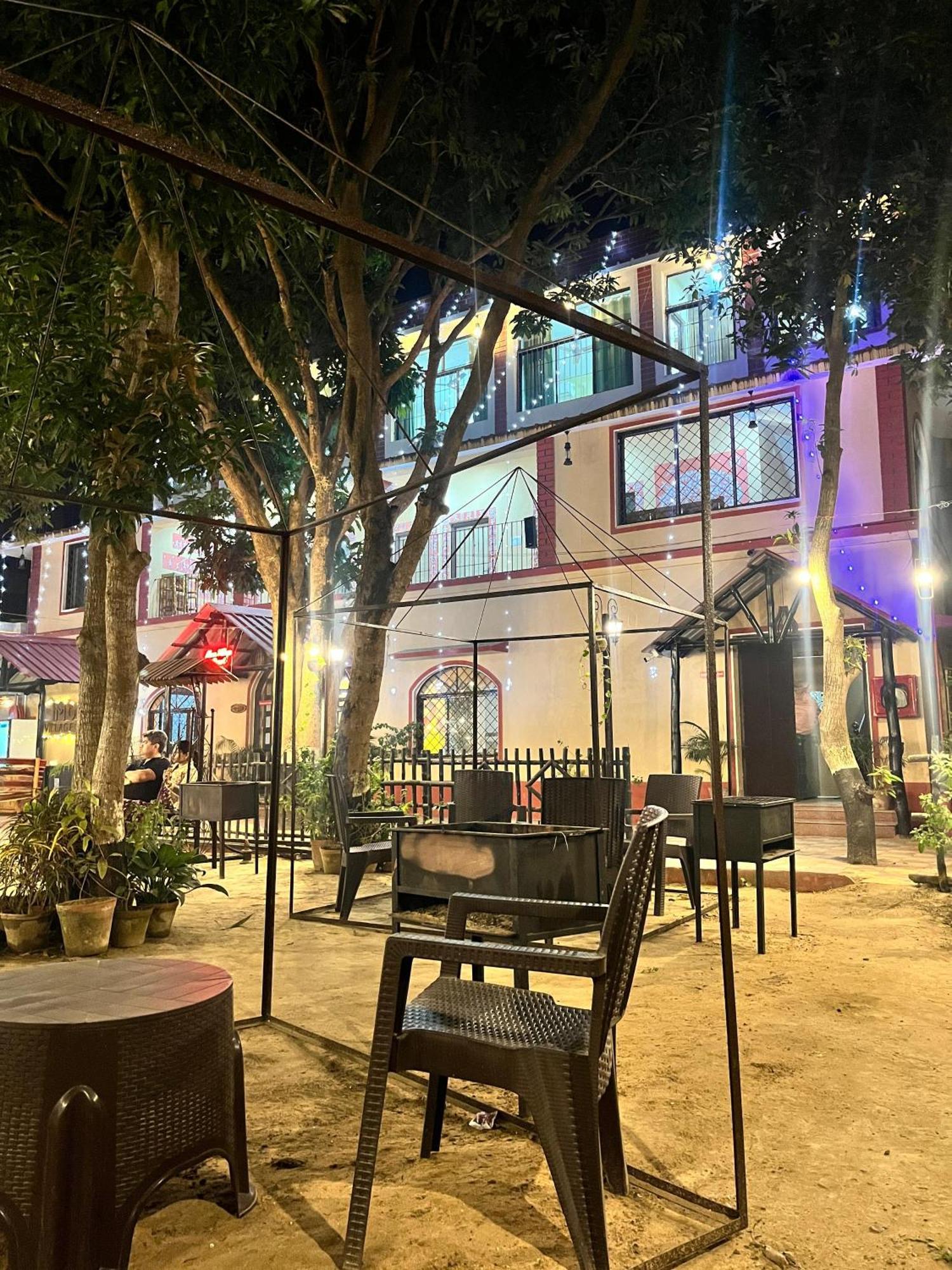 Moon Village Resort Shānti Niketan المظهر الخارجي الصورة